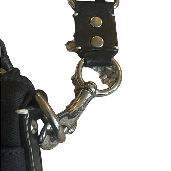 Coach Black Signature Cross Body Swing Bag F0749-40758 - Picture 5 of 9